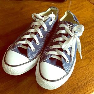 Converse Chuck Taylor All Star Low-Top, size 6